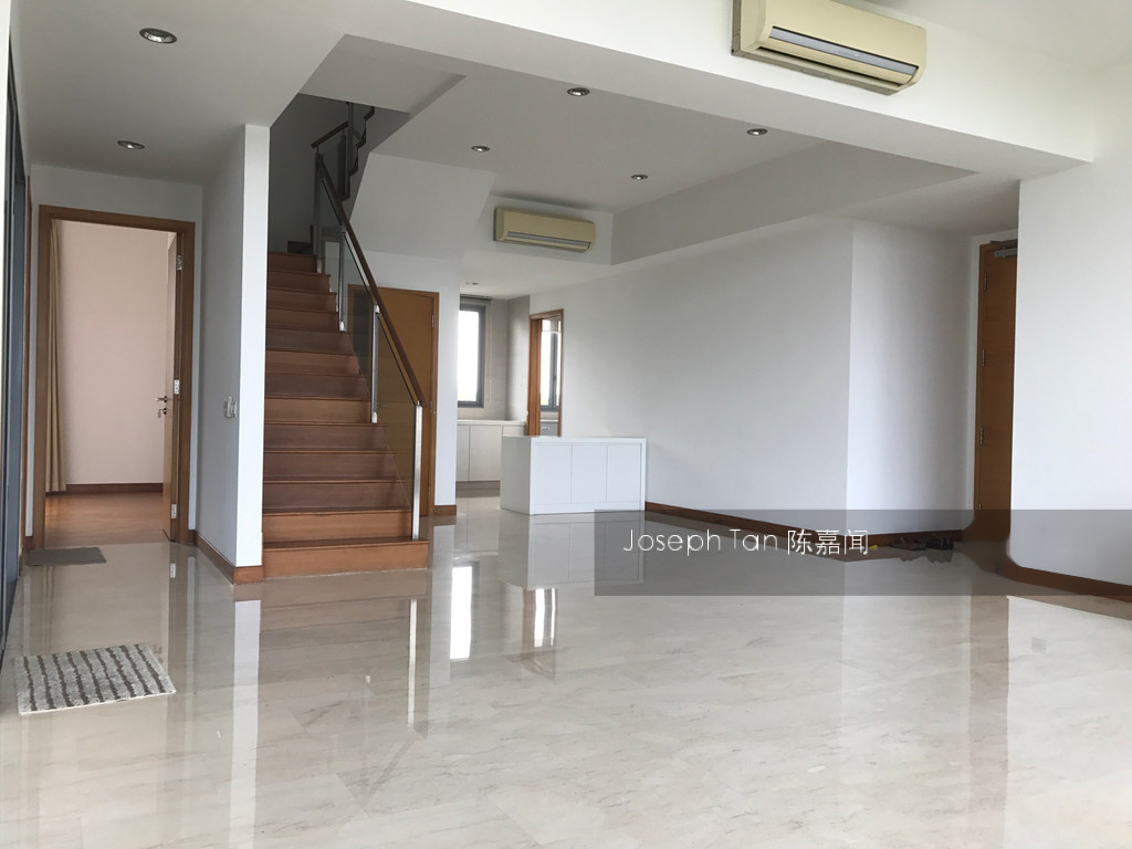 Viz At Holland (D10), Condominium #150536732